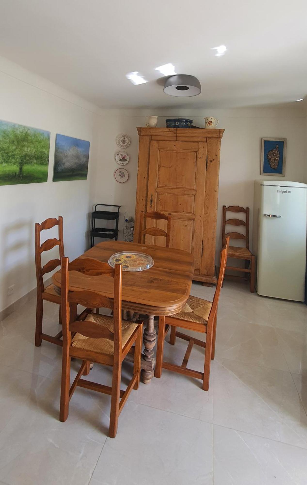 Charmant appartement en Rez de jardin Sartène Extérieur photo
